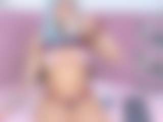 IndiraCollins's Live Sex Cam Show