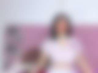 IndiraCollins's Live Sex Cam Show