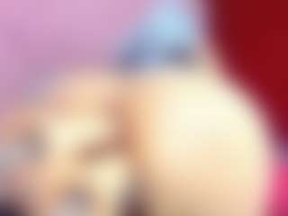 Live cam show with IndiraCollins - Orgasm on StripNow