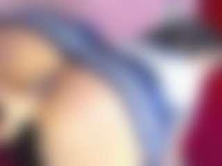 IndiraCollins's Live Sex Cam Show