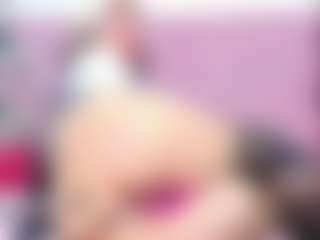 IndiraCollins's Live Sex Cam Show