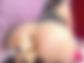 IndiraCollins's Live Sex Cam Show