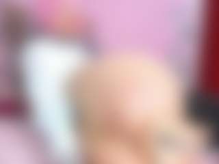 IndiraCollins's Live Sex Cam Show