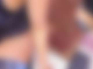 Live cam show with IndiraCollins - Skinny on Camsoda