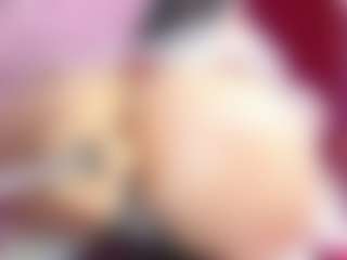 Live cam show with IndiraCollins - Petite on madthumbs
