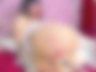 IndiraCollins's Live Sex Cam Show
