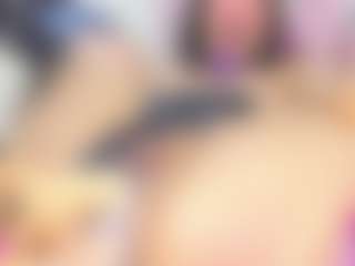 Live cam show with IndiraCollins - Skinny on Dolls Live