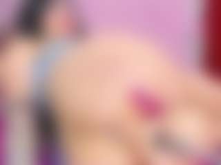 Live cam show with IndiraCollins - Double Penetration on WildCum