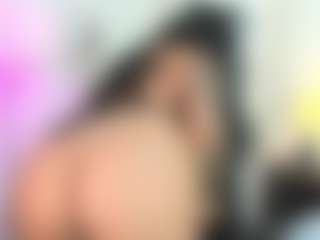 Live cam show with miastorrm - Young Adult on sexytreat.net