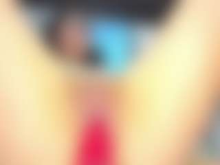Live cam show with BIANCAROY - Teen (18+) on Camsoda