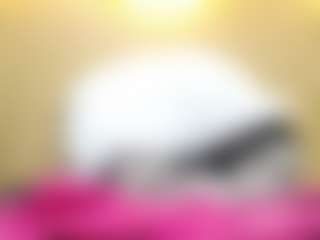Live cam show with BIANCAROY - Living Room on CamSodaAdn