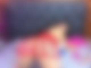 Live cam show with BIANCAROY - Domination on AdultVida.com