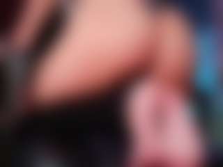 Live cam show with Emma nakamura - Teen (18+) on https://playwithruby.com