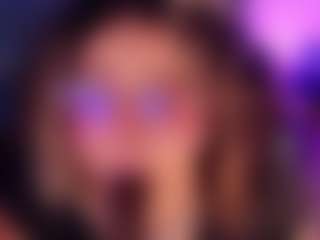 Live cam show with Emma nakamura - Lush on xDating