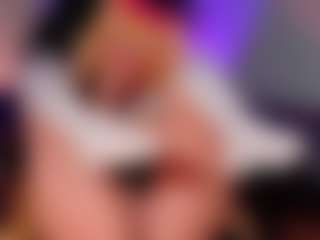 Live cam show with Emma nakamura - Latina Petite on Camsoda | colombia