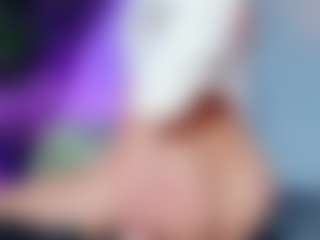 Live cam show with Emma nakamura - Role Play on xDating