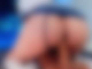 Live cam show with Emma nakamura - Latina on Camsoda | colombia