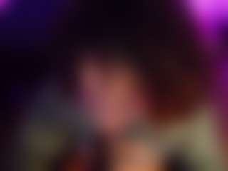 Live cam show with Emma nakamura - Brown Eyes Asian on Livezox
