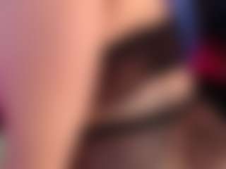Emy-Ruiz's Live Sex Cam Show