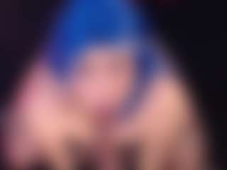 Live cam show with Emy-Ruiz - Colombia on CamwithHer