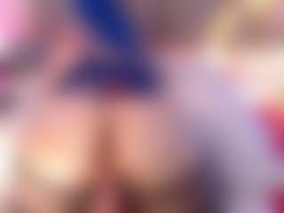 Emy-Ruiz's Live Sex Cam Show