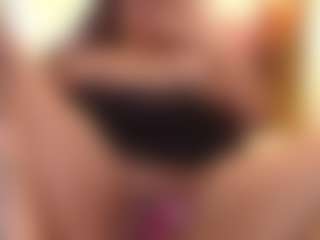 Live cam show with Keny-KENSI - Blonde Hair on Mixed Magazine Live