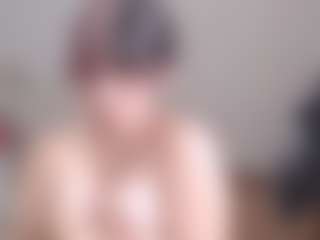 Live cam show with michi-kiss - Student on Uber Horny
