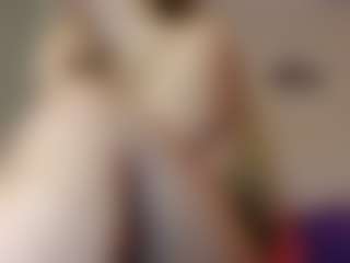 Live cam show with rubia_oficialmilf - Middle Aged on TeamSkeetLive