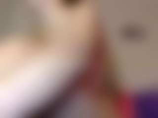 Live cam show with rubia_oficialmilf - Public on luckytryst.com