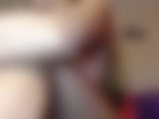 rubia_oficialmilf's Live Sex Cam Show