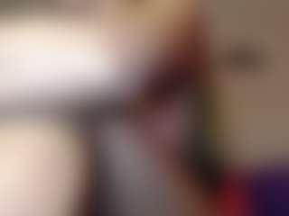 Live cam show with rubia_oficialmilf - Petite on Camsoda