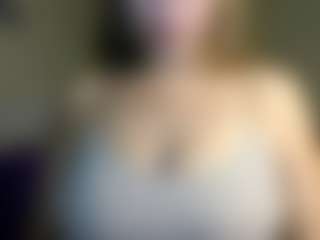 Live cam show with rubia_oficialmilf - Middle Aged on mypornchat.com