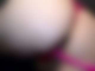 rubia_oficialmilf's Live Sex Cam Show