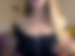 rubia_oficialmilf's Live Sex Cam Show