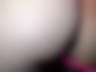 Live cam show with rubia_oficialmilf - Mature on Camiplay Live