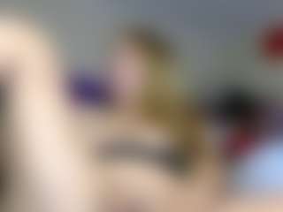 rubia_oficialmilf's Live Sex Cam Show