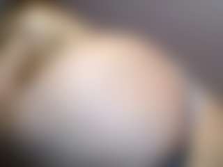 rubia_oficialmilf's Live Sex Cam Show