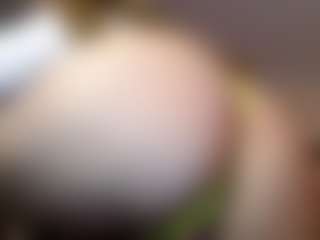 rubia_oficialmilf's Live Sex Cam Show