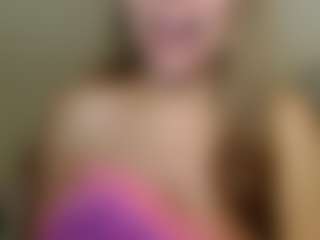 Live cam show with rubia_oficialmilf - Mobile on StripNow
