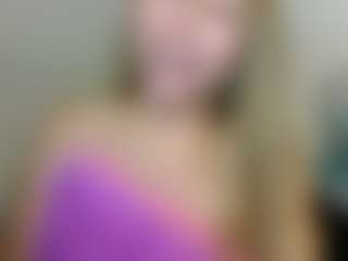 Live cam show with rubia_oficialmilf - Blonde Hair Blowjob on TottyGirls