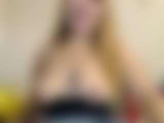 rubia_oficialmilf's Live Sex Cam Show