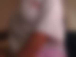 Live cam show with rubia_oficialmilf - Mobile on Camsoda