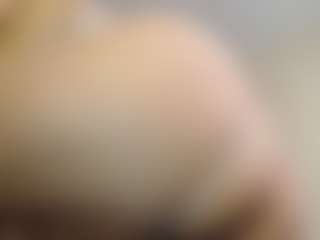 Live cam show with rubia_oficialmilf - Butt Plug on Dolls Live
