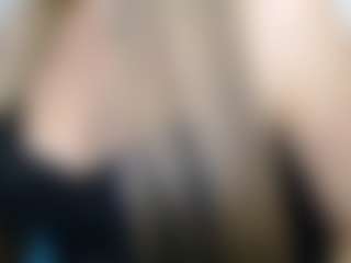 rubia_oficialmilf's Live Sex Cam Show