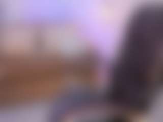 Live cam show with Aida-adams - Colombia MILF on liverealitysex.com