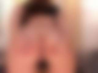 Live cam show with Aida-adams - Public MILF on SinfulBabes