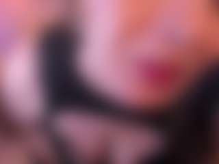 Live cam show with Aida Adams - Brown Eyes Mature on fapnchat
