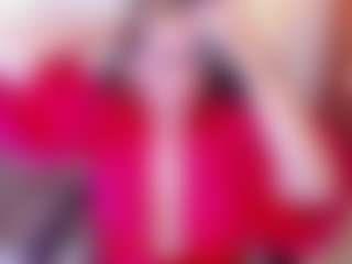 Live cam show with Aida Adams - Blonde Hair Middle Aged on Camsoda