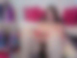 Live cam show with Rae Richmond - Mature on Camsoda