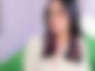 Live cam show with AzuraKindong - Petite on PervPlay.com